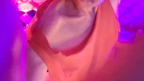 Snapshot of luckazy chatting on 01/04/25, 03:50 Lucky Eid Azy online show from 01/04/25, 03:50