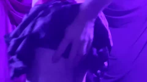 Snapshot of luckazy chatting on 01/26/25, 06:07 Lucky Eid Azy online show from 01/26/25, 06:07