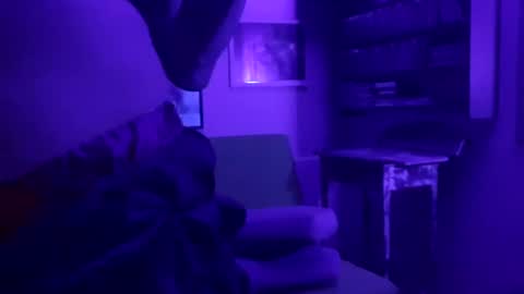 Snapshot of luckazy chatting on 02/09/25, 03:32 Lucky Eid Azy online show from 02/09/25, 03:32