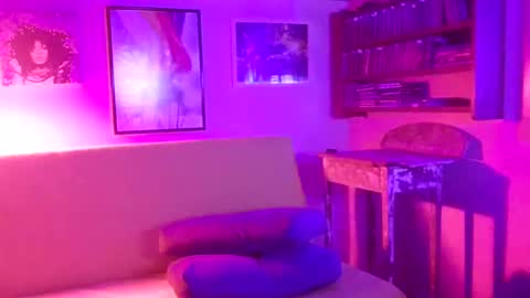 Snapshot of luckazy chatting on 02/09/25, 06:33 Lucky Eid Azy online show from 02/09/25, 06:33