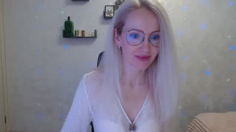 Arina online show from 03/22/26, 06:11