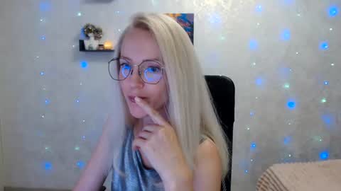 Arina online show from 07/07/26, 04:22