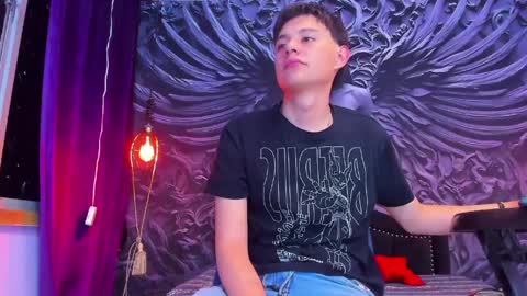 luckk_ online show from 04/01/26, 05:41