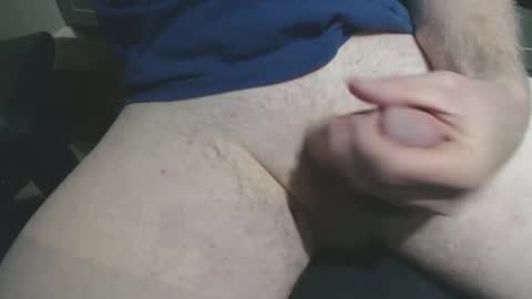 Snapshot of lucky10me chatting on 12/29/24, 02:00 lucky10me online show from 12/29/24, 02:00