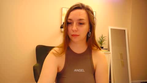 Snapshot of lucky_foryou_baby chatting on 12/30/24, 02:08 lucky_foryou_baby online show from 12/30/24, 02:08