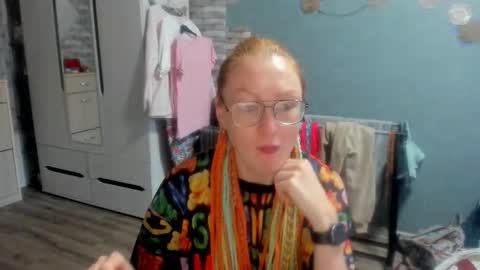 lucky_licky20 online show from 10/05/25, 01:15