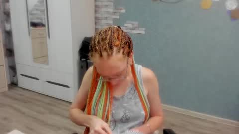 lucky_licky20 online show from 11/10/25, 03:05