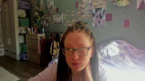 lucky_licky20 online show from 05/25/26, 02:28