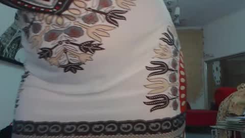 Ana online show from 11/21/25, 12:15