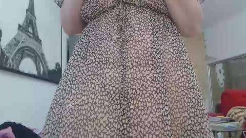 Ana online show from 12/01/25, 11:15