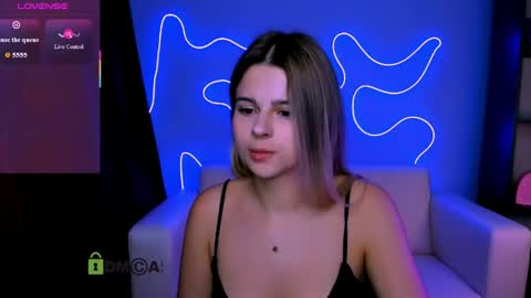 Mila Sweetheart online show from 06/03/26, 08:14
