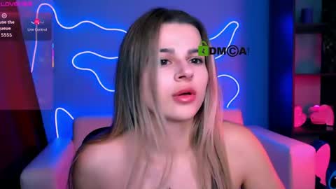 Mila Sweetheart online show from 06/10/26, 07:57