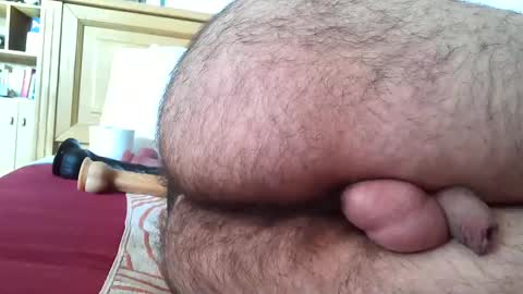 Snapshot of luckycock86x chatting on 02/26/25, 01:19 Luckycock online show from 02/26/25, 01:19