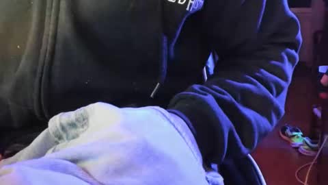 Snapshot of luckydrakex chatting on 11/17/25, 08:47 Lucky online show from 11/17/25, 08:47