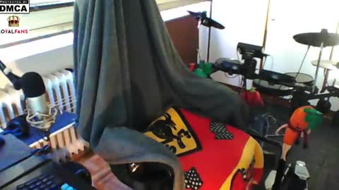 Snapshot of luckyfreak1 chatting on 03/02/25, 03:27 call me Stefan online show from 03/02/25, 03:27