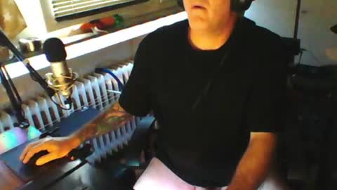        call me  Stefan online show from 07/11/26, 07:05