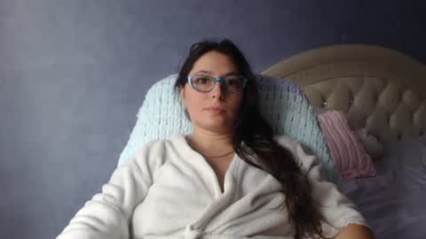 luckylinda23 online show from 12/04/25, 10:13