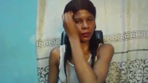 Snapshot of luckymadequeen chatting on 03/09/25, 11:03 Gloria online show from 03/09/25, 11:03