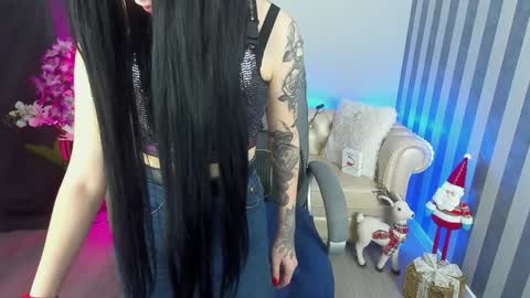 Snapshot of luckyrebel_ chatting on 12/29/24, 06:14 Monika online show from 12/29/24, 06:14