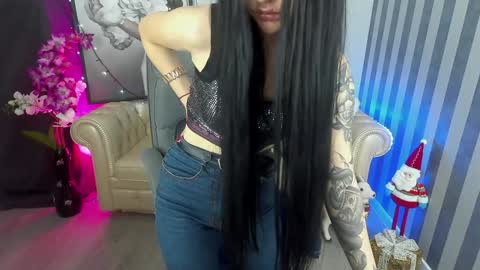 Snapshot of luckyrebel_ chatting on 12/29/24, 09:17 Monika online show from 12/29/24, 09:17