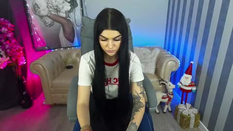 Snapshot of luckyrebel_ chatting on 01/09/25, 06:27 Monika online show from 01/09/25, 06:27