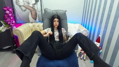Snapshot of luckyrebel_ chatting on 01/18/25, 10:39 Monika online show from 01/18/25, 10:39