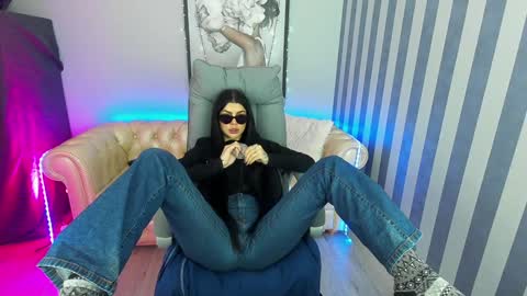 Snapshot of luckyrebel_ chatting on 02/07/25, 09:37 Monika online show from 02/07/25, 09:37