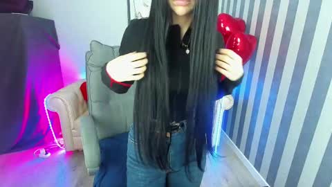 Snapshot of luckyrebel_ chatting on 02/13/25, 02:31 Monika online show from 02/13/25, 02:31
