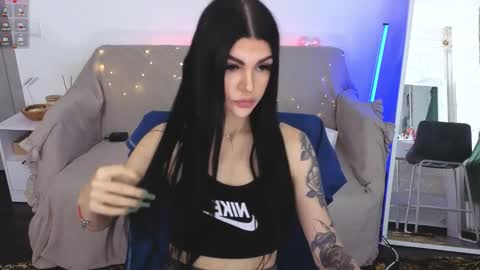 Snapshot of luckyrebel_ chatting on 09/25/25, 09:24 Monika online show from 09/25/25, 09:24