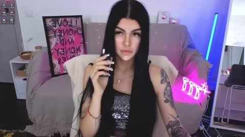 Snapshot of luckyrebel_ chatting on 10/12/25, 08:24 Monika online show from 10/12/25, 08:24