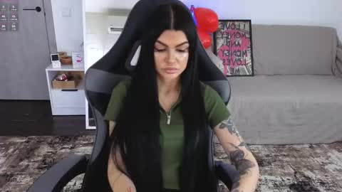 Monika online show from 02/17/26, 11:18