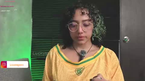 Luanis online show from 06/15/26, 06:48