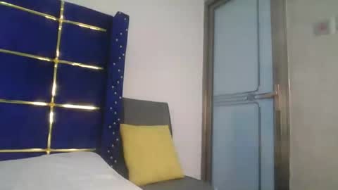 Snapshot of luckyy0001 chatting on 10/26/25, 10:32 Lopez online show from 10/26/25, 10:32