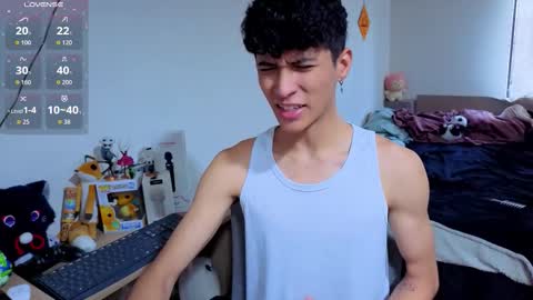 Lu Independent Model online show from 11/21/25, 09:35