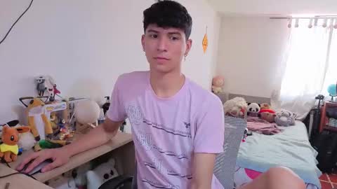 Lu Independent Model online show from 02/07/26, 04:11