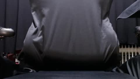 Snapshot of lucretiasissygothic chatting on 11/18/25, 05:56 lucretiasissygothic online show from 11/18/25, 05:56