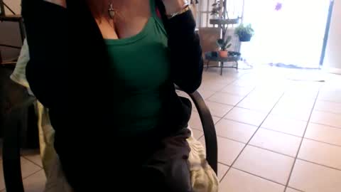 lucy_0000 online show from 06/08/26, 09:59