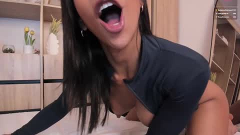 Paula           online show from 02/17/25, 05:25