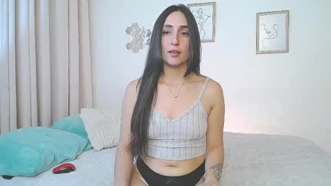 Lucia online show from 04/21/26, 01:42