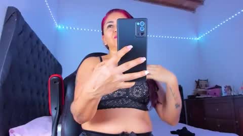 lucy online show from 11/01/25, 06:15