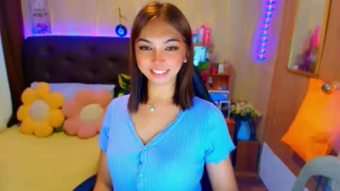 Snapshot of lucy_gray29 chatting on 09/22/25, 12:56 Lucy online show from 09/22/25, 12:56