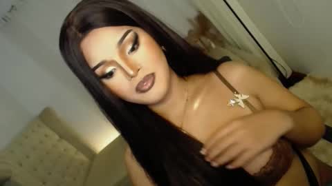 Snapshot of lucy_heartfiliaxxx chatting on 03/09/25, 06:21 MONA online show from 03/09/25, 06:21