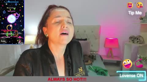 Lucia online show from 03/09/25, 11:03