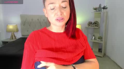 Lucia online show from 09/13/25, 11:04