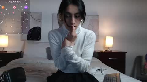 Luciana online show from 02/28/25, 10:06