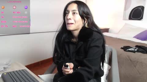 Luciana online show from 03/11/25, 02:54