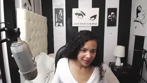 lucy_lorelei online show from 06/16/26, 01:25