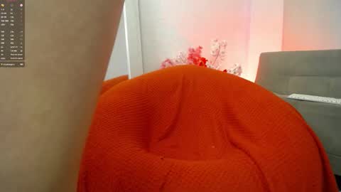 Snapshot of lucy_priincess chatting on 11/22/25, 08:02 lucy online show from 11/22/25, 08:02