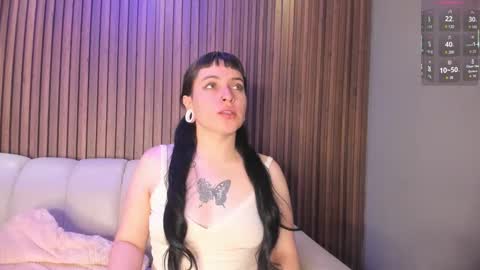 Sofia  online show from 01/06/26, 06:55