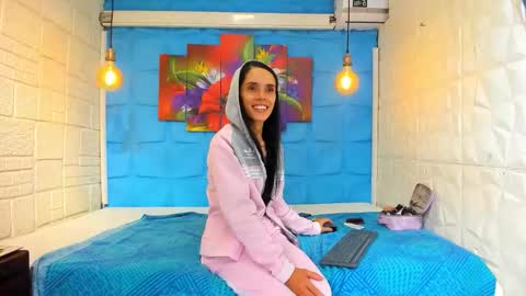 Lucy unlimit come back here  online show from 03/06/26, 02:24